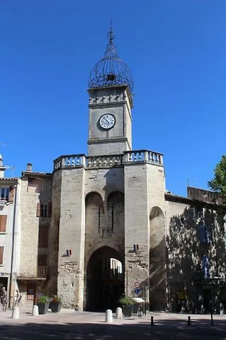 Superbe Appartement Avec Terrasse Sur Les Toits Manosque 0*,  France