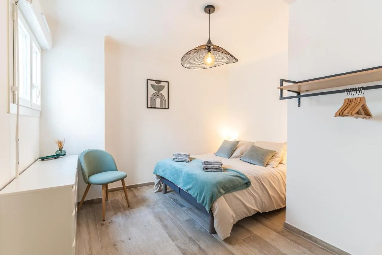 Superbe Appartement Avec Terrasse Sur Les Toits Manosque Apartment